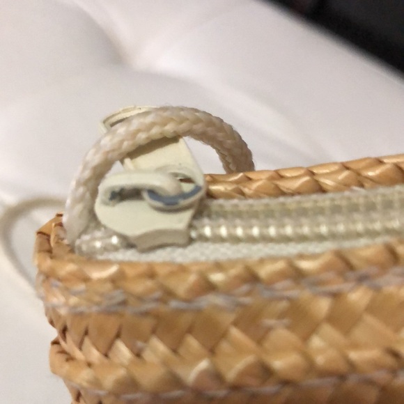 Wheat Straw Woven Purse-Natural Color-Floral Detail-6x7 - Picture 13 of 15